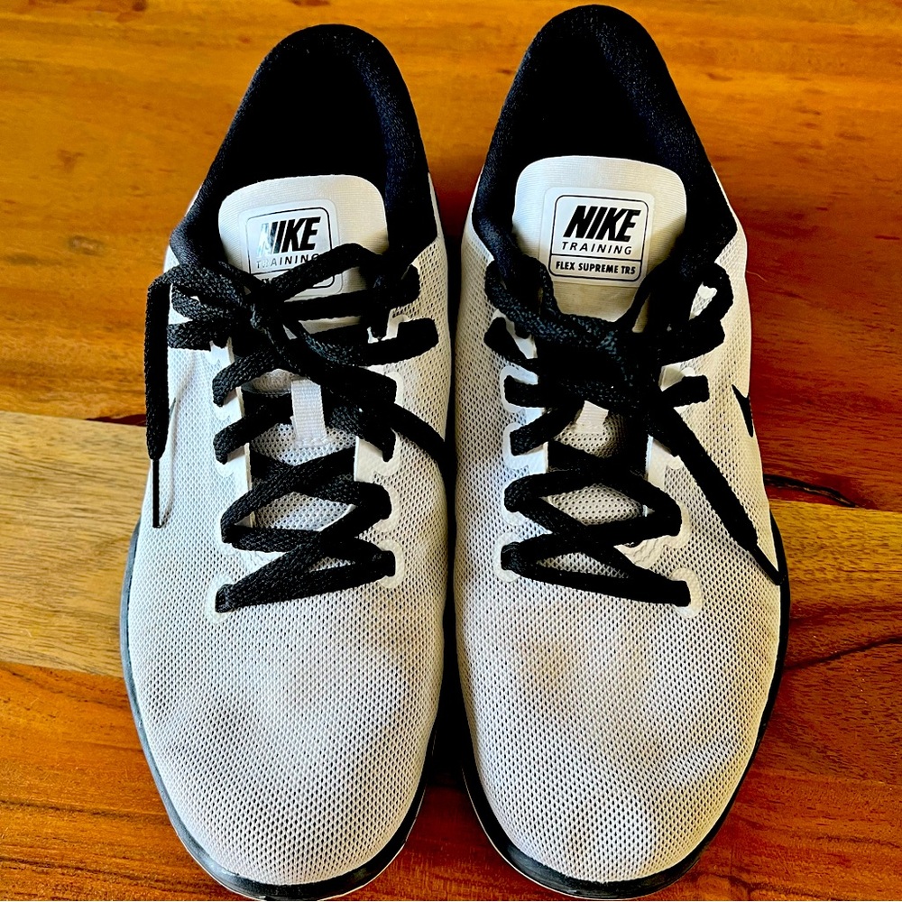 Training shoe